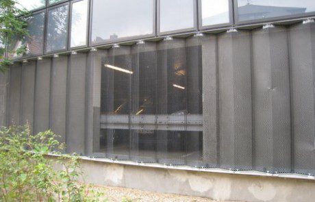 Facadebeklædning i perforerede metal Facadebeklædning i perforerede metal, falset i rammer, perforerede metal, beklædning, facader, perforerede stål