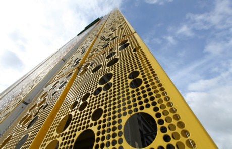 Facadebeklædning Perforerede plader Facade, perforerede plader, Facadebeklædning i metal, stål facader, facadebeklædning, facader, metal, metal facade,