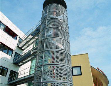 Perforerede-plader-27 Værn, Altanværn, trappeværn, Perforerede plader, Perforering, Facadebeklædning, metal facade,