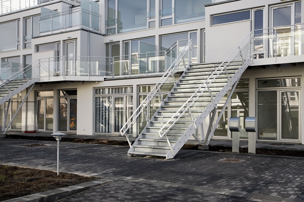 Trin Svejsetrin, sikkerheds trin, ståltrin, trappetrin, elefant trin, Planker, gang planker, stål planker, sikkerheds trin, jerntrin, trappetrin, elefant trin