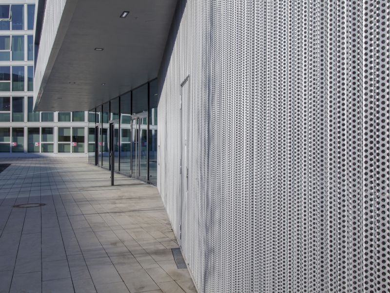 Sinus med perforerede huller